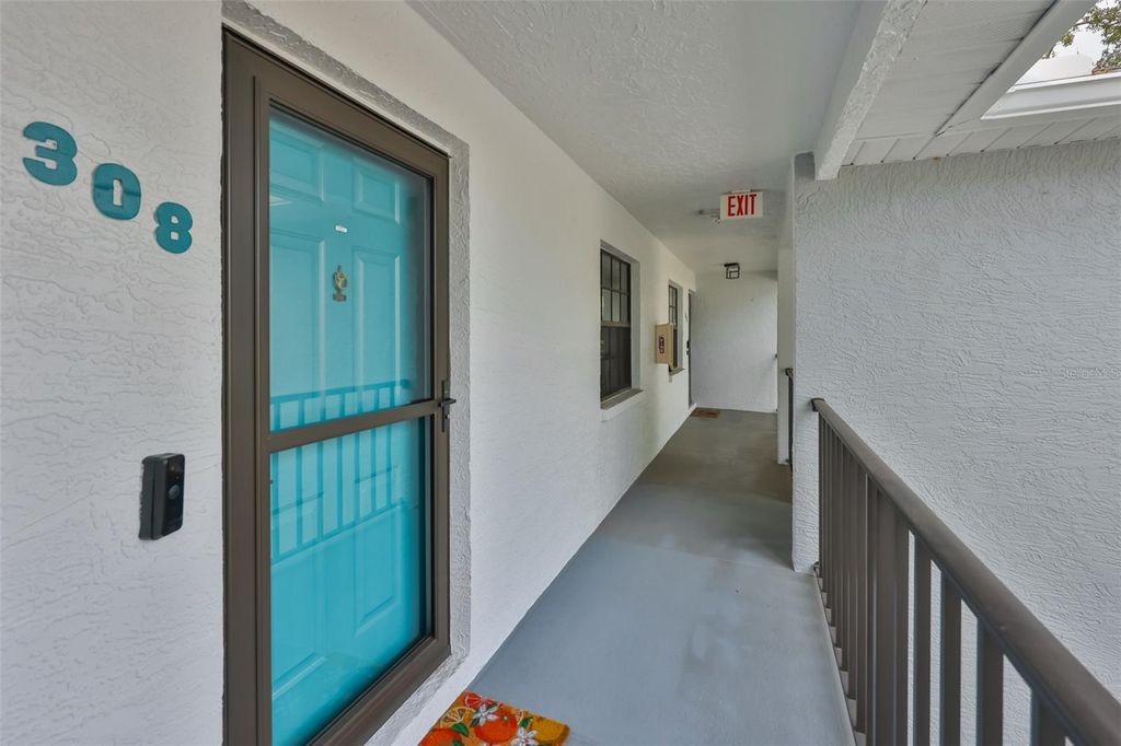 11800 PARK BOULEVARD 308, Seminole, FL 33772