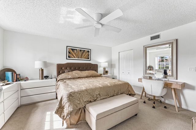 14388 Emerald Lake Drive 2, Delray Beach, FL 33446