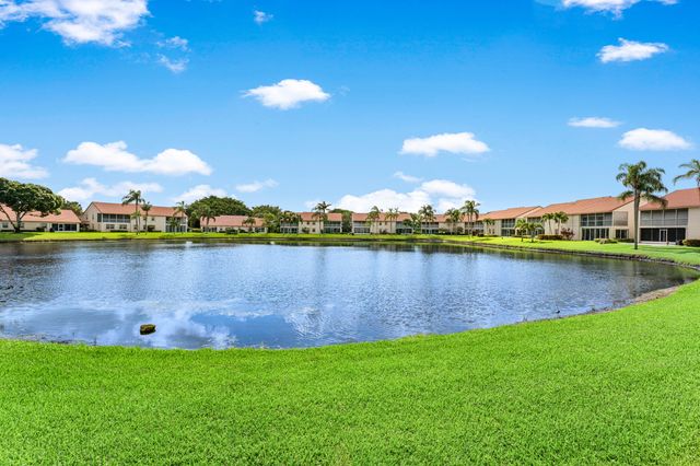 14388 Emerald Lake Drive 2, Delray Beach, FL 33446
