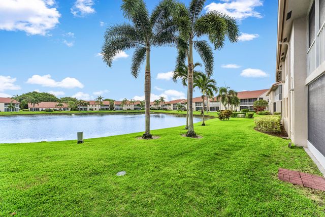 14388 Emerald Lake Drive 2, Delray Beach, FL 33446