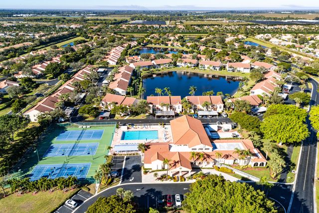 14388 Emerald Lake Drive 2, Delray Beach, FL 33446
