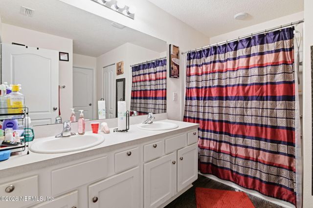 1986 PEBBLE POINT Drive, Green Cove Springs, FL 32043