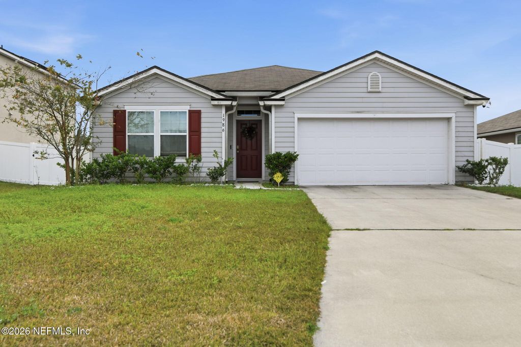 1986 PEBBLE POINT Drive, Green Cove Springs, FL 32043