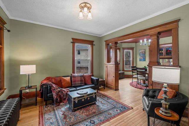 305 Gramercy Avenue, Minneapolis, MN 55405