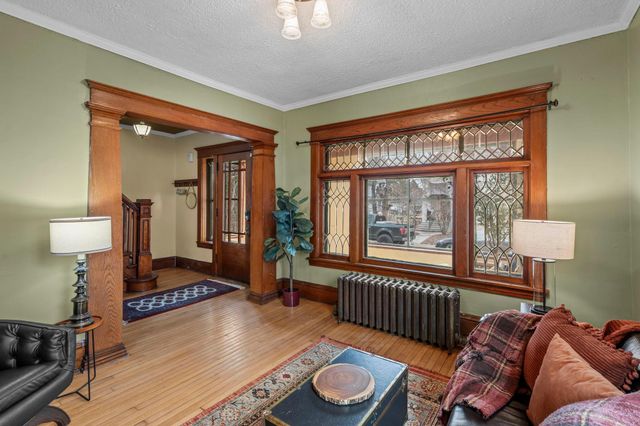 305 Gramercy Avenue, Minneapolis, MN 55405