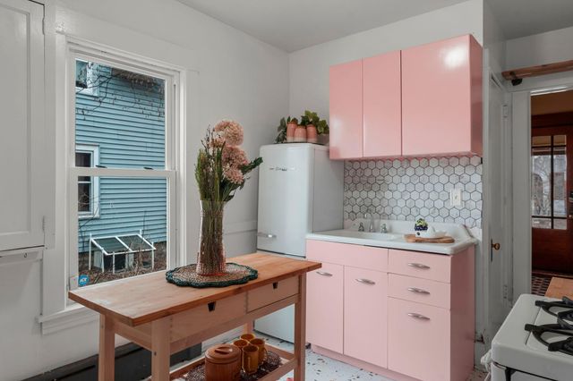 305 Gramercy Avenue, Minneapolis, MN 55405