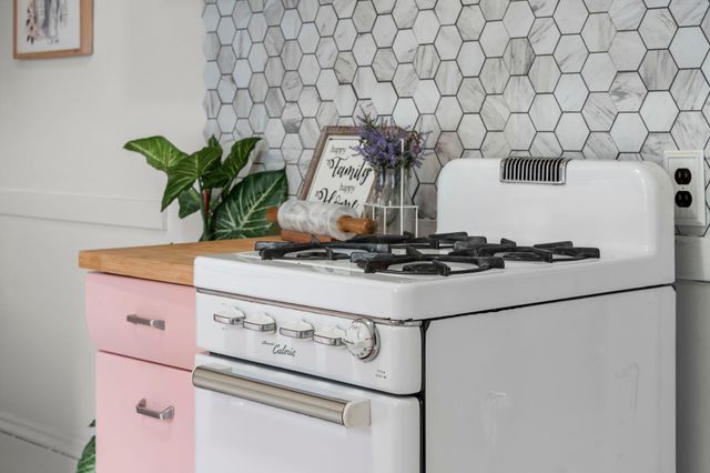 305 Gramercy Avenue, Minneapolis, MN 55405