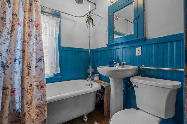 305 Gramercy Avenue, Minneapolis, MN 55405