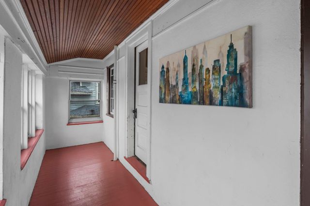 305 Gramercy Avenue, Minneapolis, MN 55405