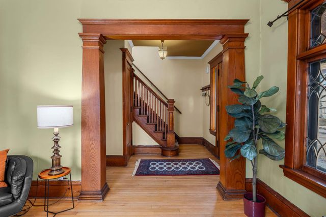 305 Gramercy Avenue, Minneapolis, MN 55405