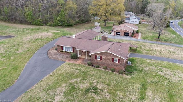 473 Winchester Drive, King, NC 27021