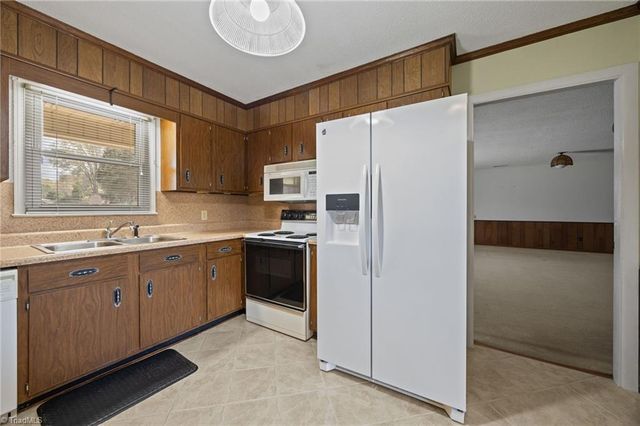 473 Winchester Drive, King, NC 27021