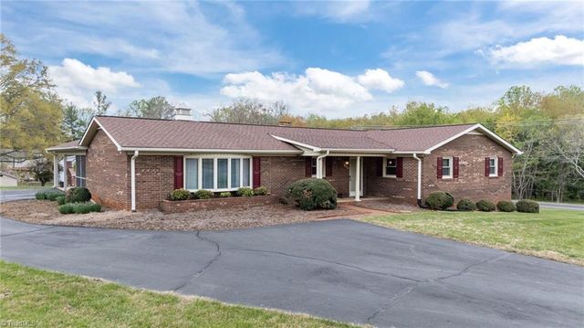 473 Winchester Drive, King, NC 27021