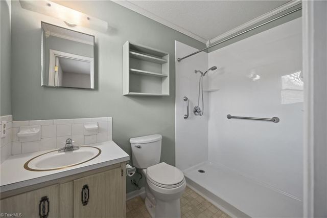 473 Winchester Drive, King, NC 27021