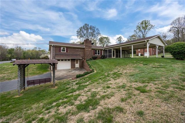 473 Winchester Drive, King, NC 27021