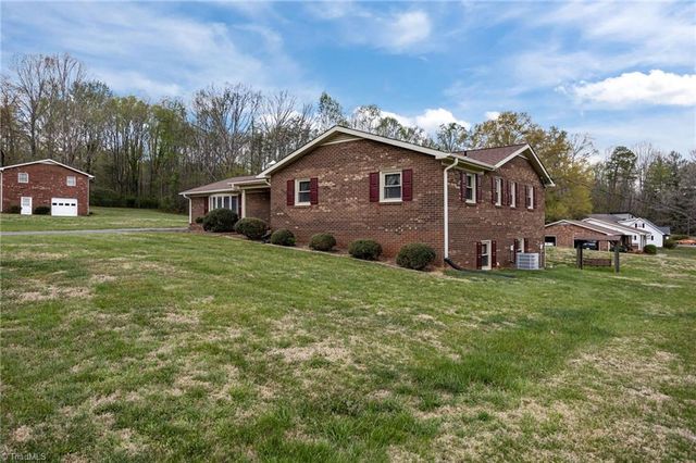 473 Winchester Drive, King, NC 27021