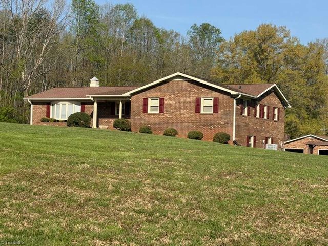 473 Winchester Drive, King, NC 27021