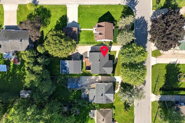 422 E MISSION ROAD, Green Bay, WI 54301