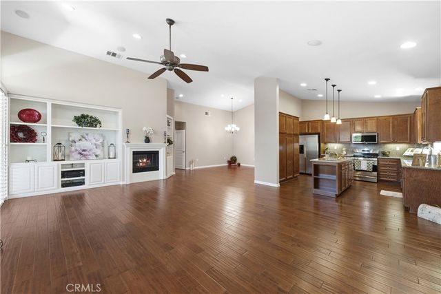 7579 Whitworth Dr, Hemet, CA 92545