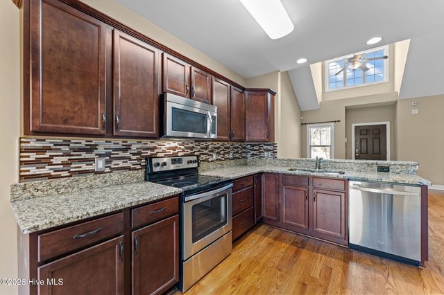 72 Cypress Circle, Southern Pines, NC 28387