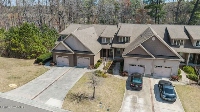 72 Cypress Circle, Southern Pines, NC 28387