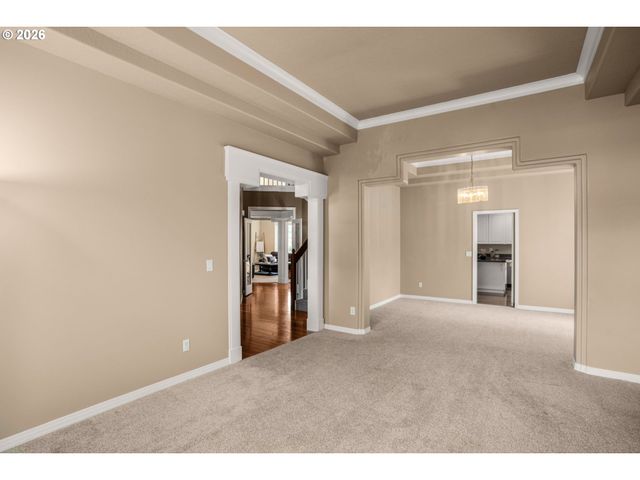 3914 WELLINGTON Pl, West Linn, OR 97068