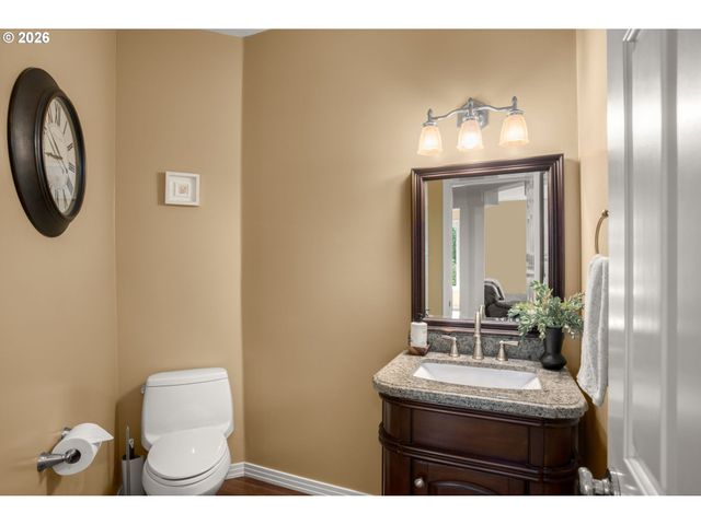 3914 WELLINGTON Pl, West Linn, OR 97068