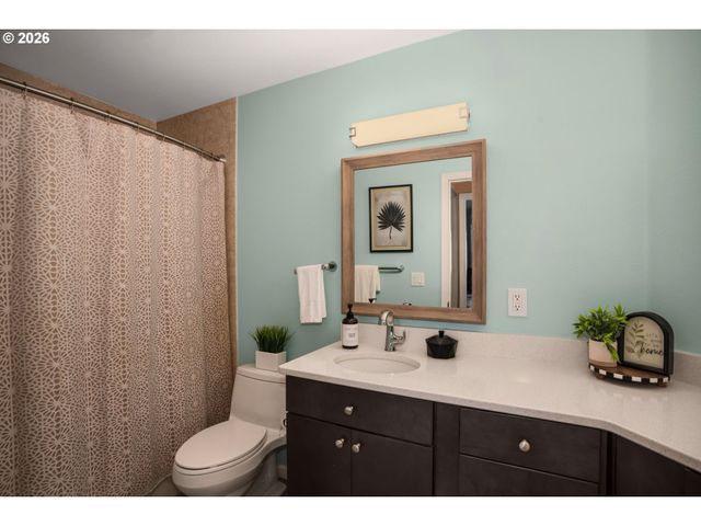 3914 WELLINGTON Pl, West Linn, OR 97068