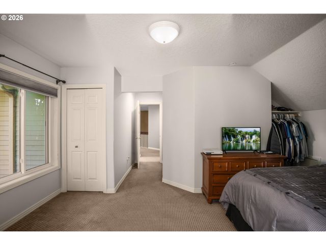 3914 WELLINGTON Pl, West Linn, OR 97068