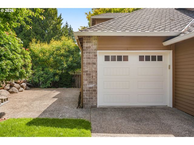 3914 WELLINGTON Pl, West Linn, OR 97068