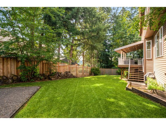 3914 WELLINGTON Pl, West Linn, OR 97068