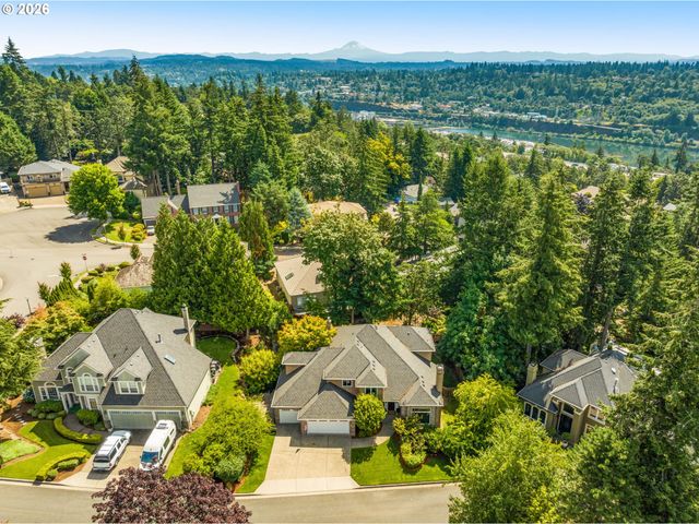 3914 WELLINGTON Pl, West Linn, OR 97068