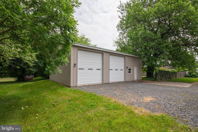 1222 BETHEL CHURCH RD, Spring City, PA 19475
