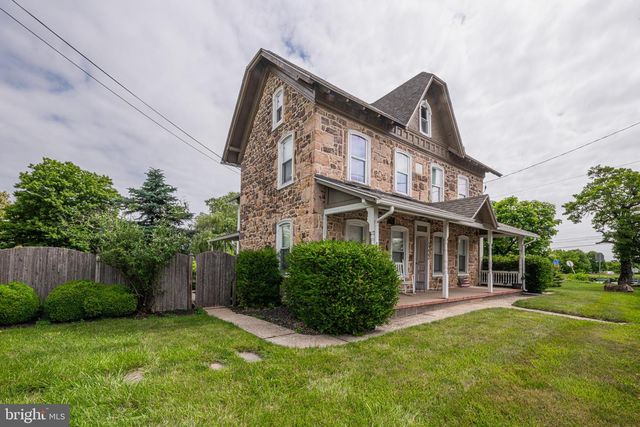 1222 BETHEL CHURCH RD, Spring City, PA 19475