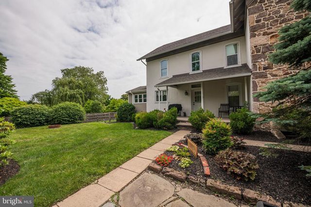 1222 BETHEL CHURCH RD, Spring City, PA 19475