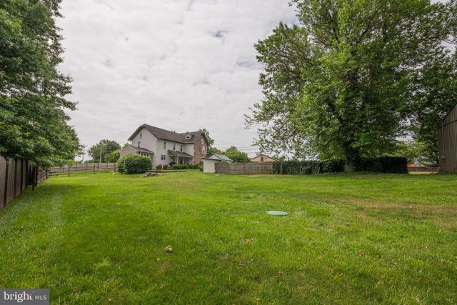 1222 BETHEL CHURCH RD, Spring City, PA 19475
