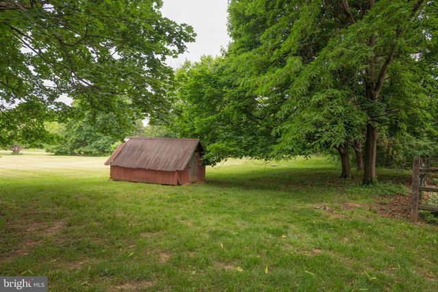 1222 BETHEL CHURCH RD, Spring City, PA 19475