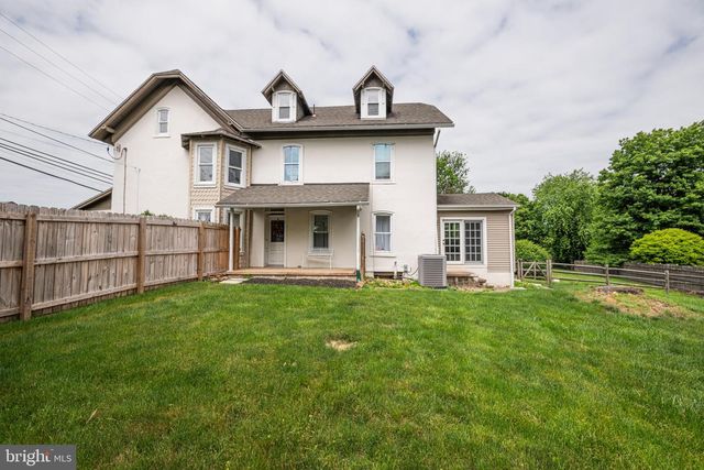 1222 BETHEL CHURCH RD, Spring City, PA 19475