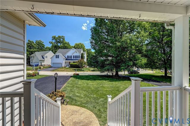 1325 Hawkins Wood Cir, Midlothian, VA 23114