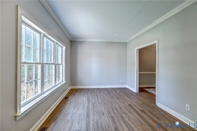 1325 Hawkins Wood Cir, Midlothian, VA 23114