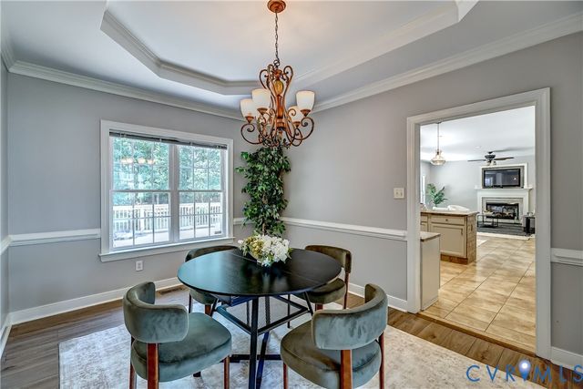 1325 Hawkins Wood Cir, Midlothian, VA 23114