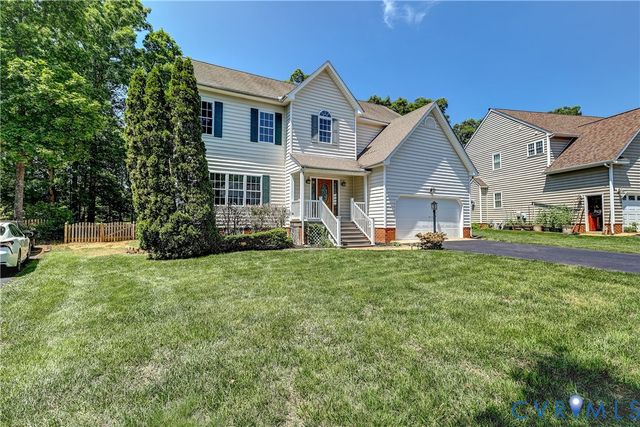 1325 Hawkins Wood Cir, Midlothian, VA 23114