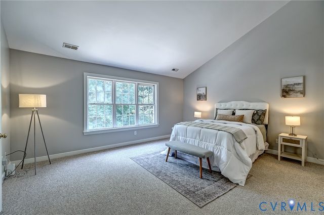 1325 Hawkins Wood Cir, Midlothian, VA 23114