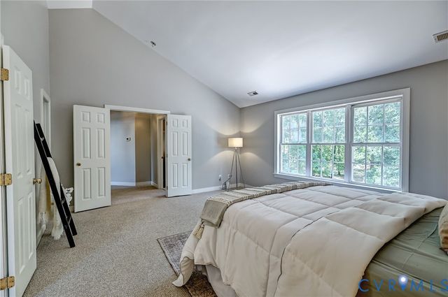 1325 Hawkins Wood Cir, Midlothian, VA 23114