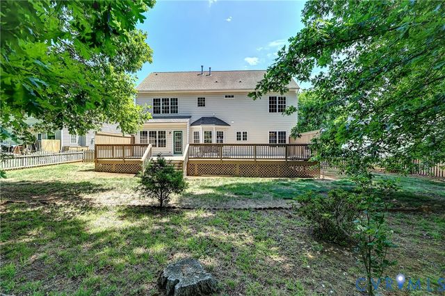 1325 Hawkins Wood Cir, Midlothian, VA 23114