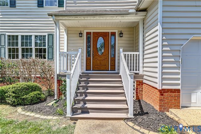 1325 Hawkins Wood Cir, Midlothian, VA 23114