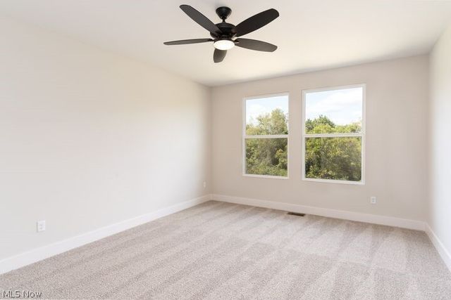 794 Colesbourne Circle, Green, OH 44685