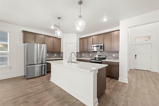 540 Gus LOOP, Georgetown, TX 78626