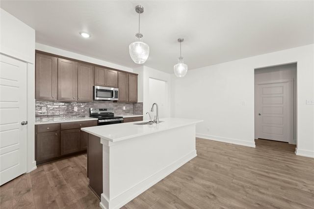 540 Gus LOOP, Georgetown, TX 78626