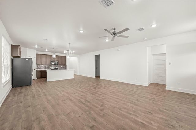 540 Gus LOOP, Georgetown, TX 78626
